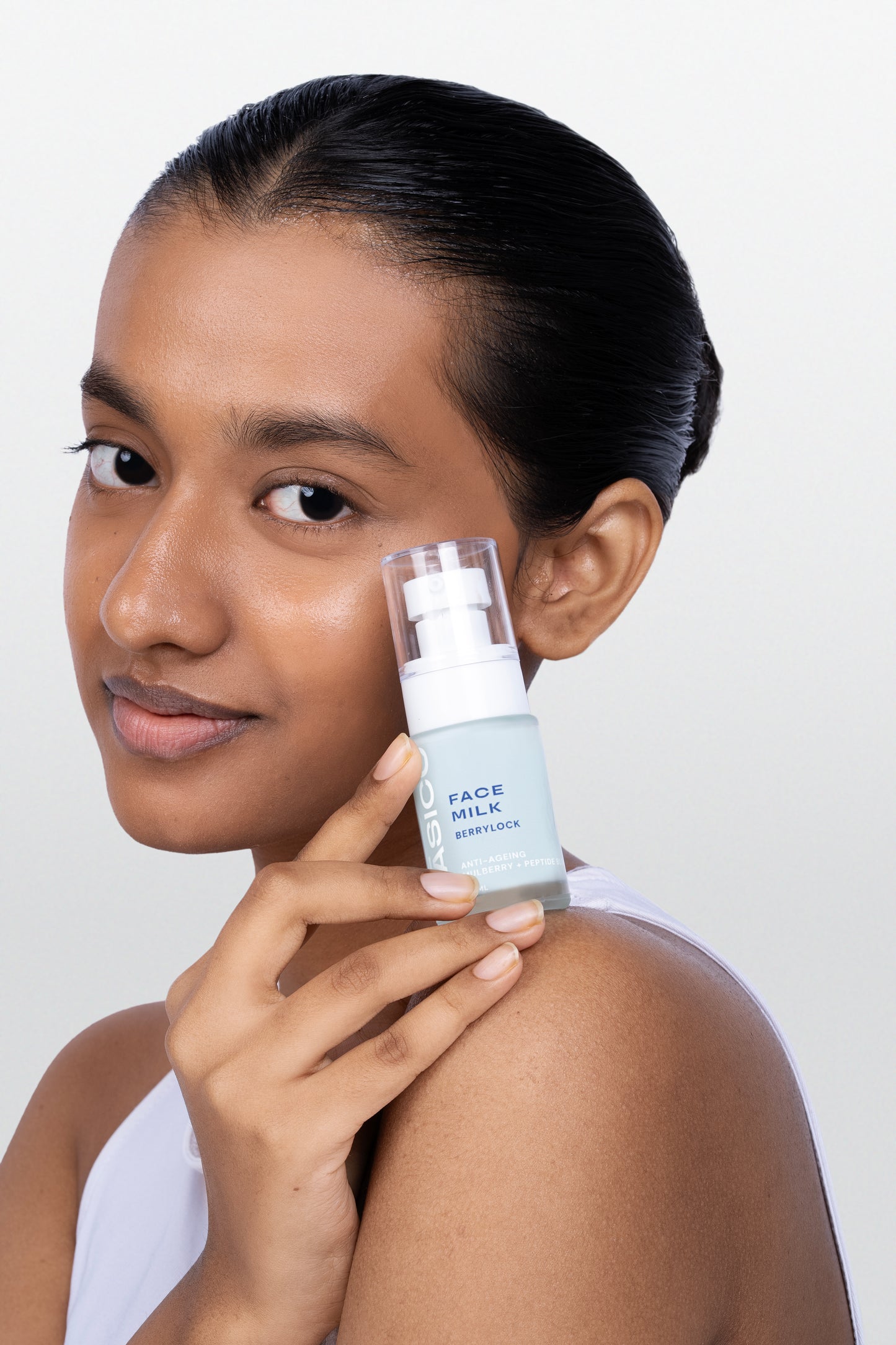 BerryLock Face Milk Serum